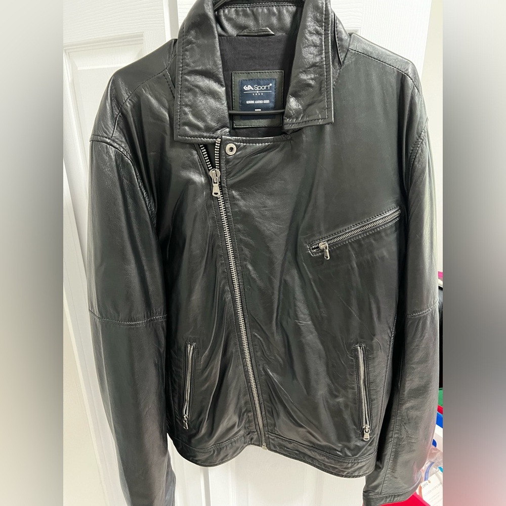 Vintage Men Leather Jacket - Fits M